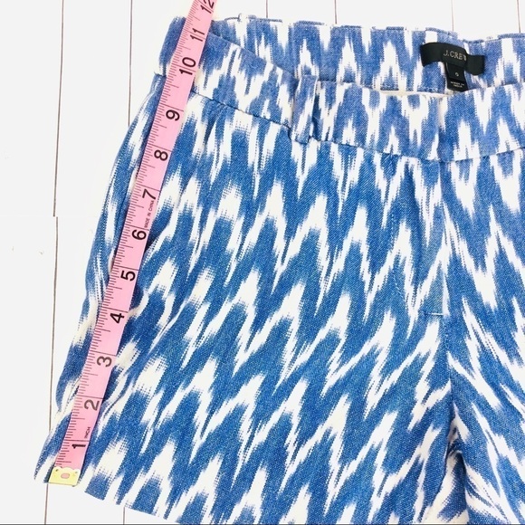 J. Crew Womens Blue & White Shorts Ikat Print Zig Zag 4" Inseam Pockets Size 0 - Picture 5 of 9